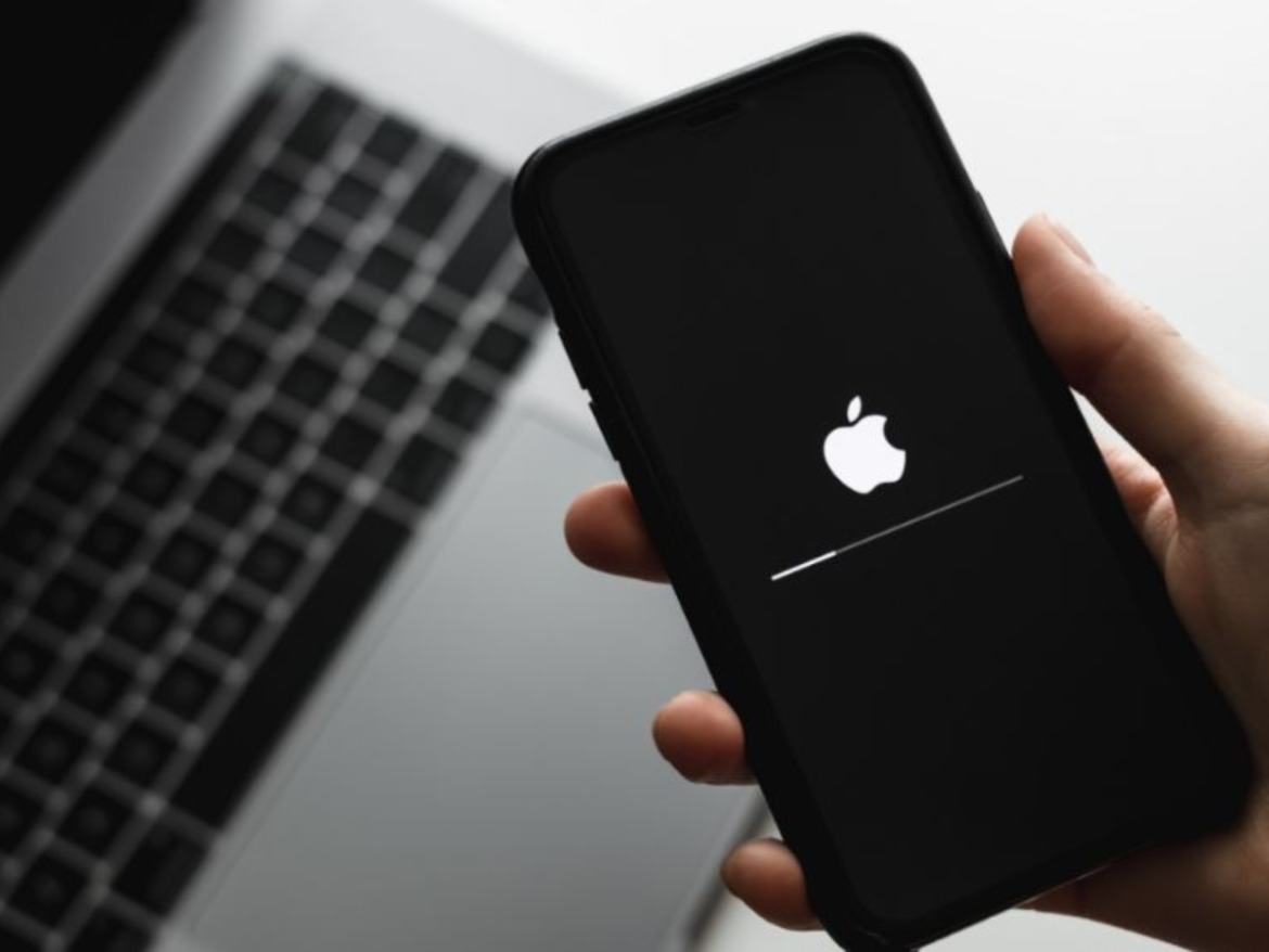 Apple Adds Terminal Paste Warning in macOS Tahoe 26.4