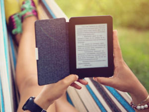 Amazon Cuts Kindle Store Access for 2012 and Older Kindle Models