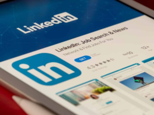 LinkedIn Scans for 6,000-Plus Chrome Extensions on Visitors' Browsers